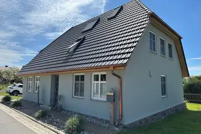 Vacation apartment/apartment for 2 guests with 39m² in Glowe (161757)