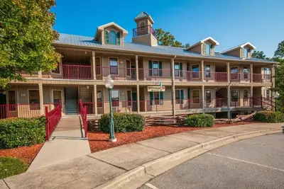 Image de Perfect 2bd family vacation spot with Family Friendly Resort Activities on site