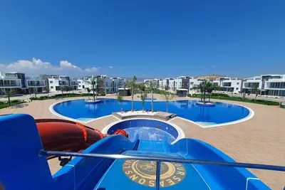 Image de Emerald seaside residence at Four Seasons life