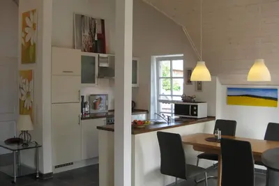 Image de Terrasse: Appartement de luxe avec balcon 2 de soleil, jacuzzi, cheminée. . .