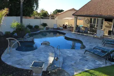 Image de OasisEverAwesome - 4bd/ heated pool & spa optional