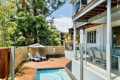 Image de Large Tugun Modern House minutes to the beach