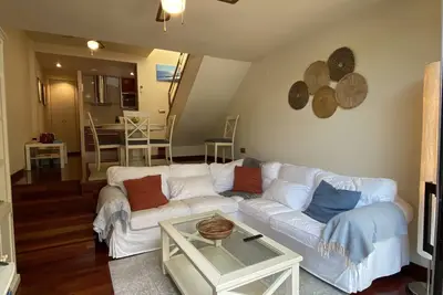 Image de Duplex rénové situé en deuxième ligne de mer dans le centre de Platja d’Aro.