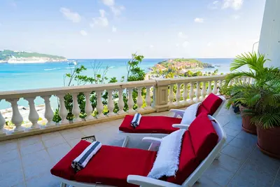 Image de Luxury 1 Bedroom at Villa Kimon + Amazing Patio!