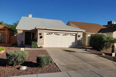 Image de Close  to :  Everything. Glendale State  F. . \nStadium, Shopping centers, \n