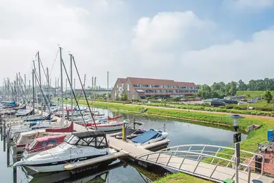 Image de Maison confortable de 2 chambres à.