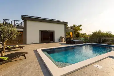 Superbe maison à Split avec jacuzzi