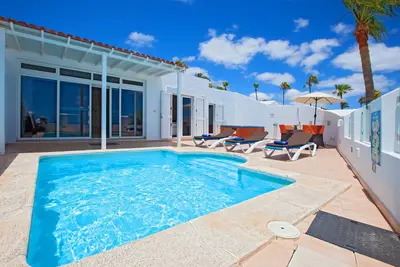 Luxury private villa with panoramic sea views