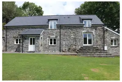 Image de Stunning large barn conversion in Betws Gwerfil Goch -Ty Cerrig Barn