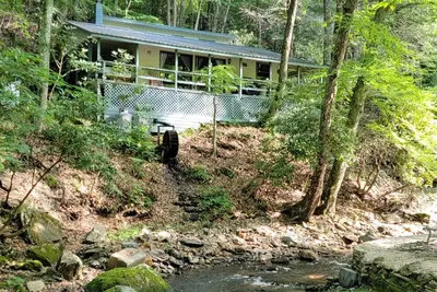 Image de A Troutsong on Rushing Stream-Minutes to Boone!