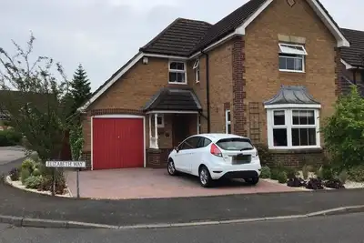 Image de Attractive and modern detached house close to town centre