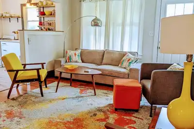 Image de Adorable vintage cottage Central Location Dog friendly and 7 night discount