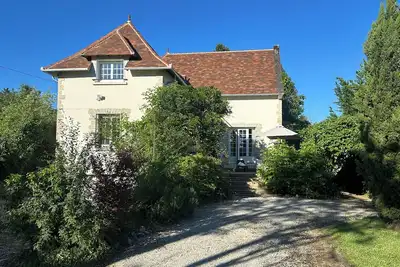 Image de Maison spacieuse grand jardin campagne Périgord proximité plage Dordogne
