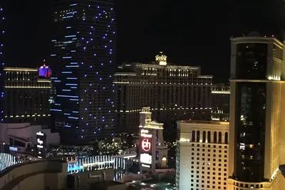 Image de New Year’s Eve *Great Location* Unforgettable * 1 Bedroom - full kitchen