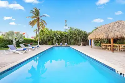 Image de Turibana - 2 Double Bed Studio w/ Balcony & Pool