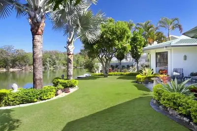 Image de Wyuna Drive 53 - Beachfront home with an easy walk to Quamby place