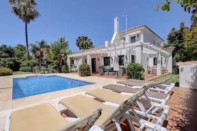 Image de Villa pour animaux \"El Cafetal de Veronica\" près de la plage avec piscine