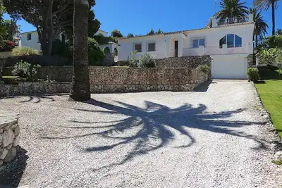 Image de Very comfortable vacation home with sea views just 150 meters from the beach