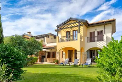 Apartment A02 - Roudias