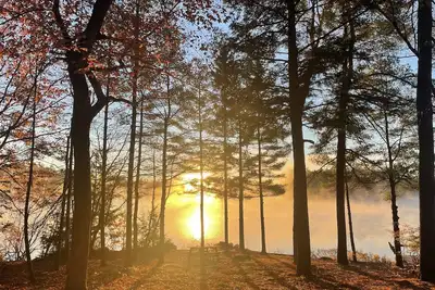 Image de Charming Cabin on Beautiful Big Sebago Lake
