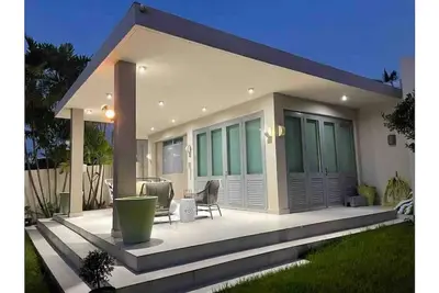 Image de Peaceful, Private Beach House w/ New Pool and Patio