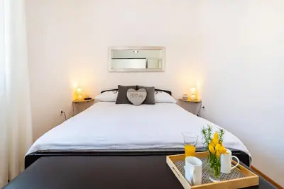 Image de Appartement de vacances Rovanjska pour 1 - 5 personnes avec 3 chambres à coucher - Appartement de va