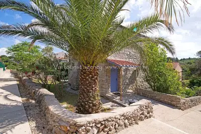 Image de Appartement de vacances Veli Losinj pour 1 - 4 personnes avec 2 chambres à coucher - Maison jumelée