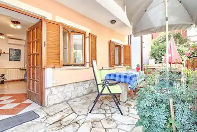 Image de Appartement de vacances pour 3 personnes env. 30 qmà Novigrad, Istrie (Istrische Riviera)