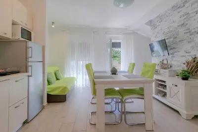Image de Appartement de vacances pour 4 personnes env. 40 m²à Novigrad, Istrie (Côte ouest de l'Istrie)