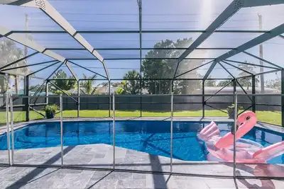 Image de Stunning Hollywood Florida Heated Pool Home  Sleeps 6+