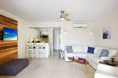 Image de Sago is located on the exclusive Royal Westmoreland Golf Resort