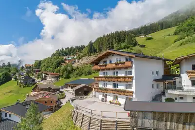 Image de Belle maison de vacances avec vue sur les Alpes