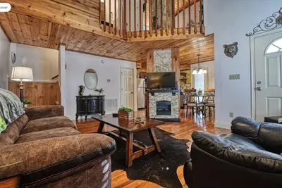 Image de Fantastic location above the parkway near Dollywood.