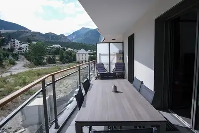 Superbe Appt Avec Deux Terrasses à Briançon