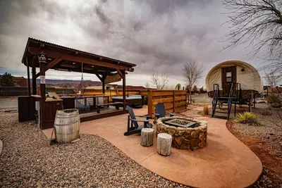 Image de Wild Cow Mary Wagon #28 w/ 1qb and 2 Bb w/ Outdoor Kitchen