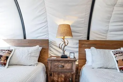 Image de Broken Arrow Wagon w/ 2qb, Fire Pit & Bbq