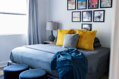 Image de 🅽🅾🅷🅾🆃🅴🅻 Buckhead-2 Br + Pet Friendly  | Apartment 107