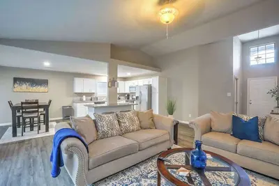 Image de Kerry Lux Pad! Summar