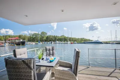 Image de Houseboat with two bedrooms and terrace