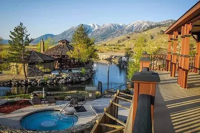 Image de David Walley's Resort, 2br suite, Friday check-in