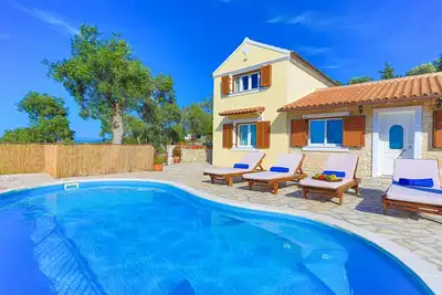 Image de Villa Isavros, privacy, amazing views, lovely pool, sunsets