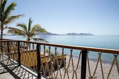Image de Apartment with exclusive access to San Carlos Beach