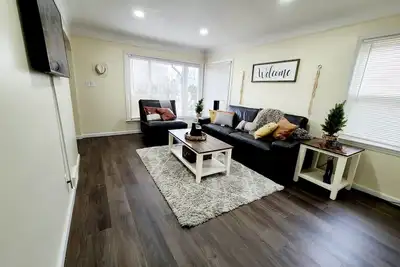 Image de Entire 3 Br Home by St John's Hospital in Quiet area