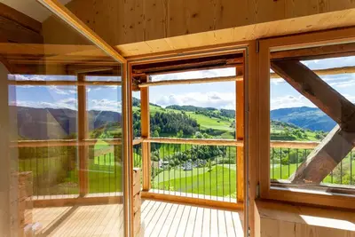 Image de Appartement \"Daimlhof Ferienwohnung Lärchenzweig\" avec vue sur la montagne, jardin, balcon et Wi-Fi