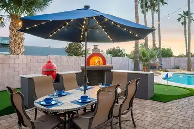 Blue Agave: Chic & Stylish w/ Pool, Putt & Games