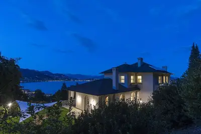 Image de Private villa for your luxury vacation on Lake Maggiore
