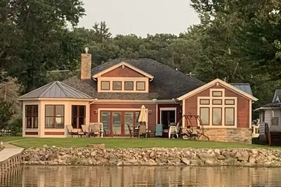 Image de Luxury Lake House