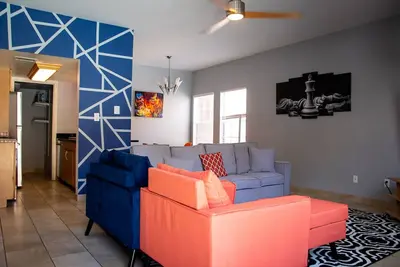 Image de Tempe's favorite Vrbo!