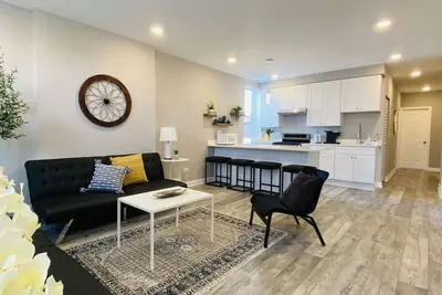 Image de Archer #2 | New 3 Bedroom near McCormick Place, Wintrust Arena, Chinatown