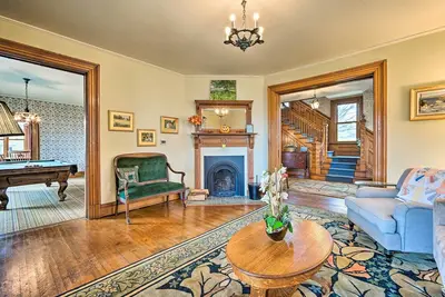 Image de Pet-Friendly Moriah Homestead w/ Fire Pit!